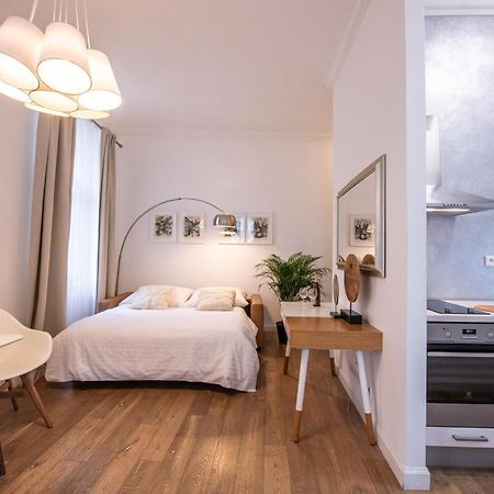 Modern Downtown Apt - Renovated, On Ideal Location Praha Eksteriør bilde