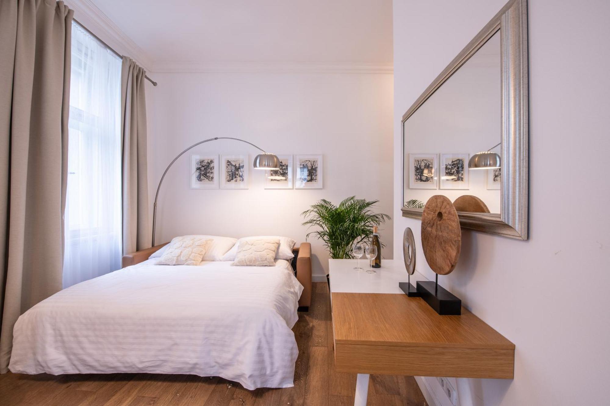 Modern Downtown Apt - Renovated, On Ideal Location Praha Eksteriør bilde