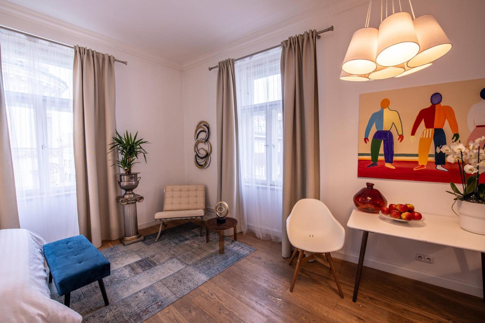 Modern Downtown Apt - Renovated, On Ideal Location Praha Eksteriør bilde