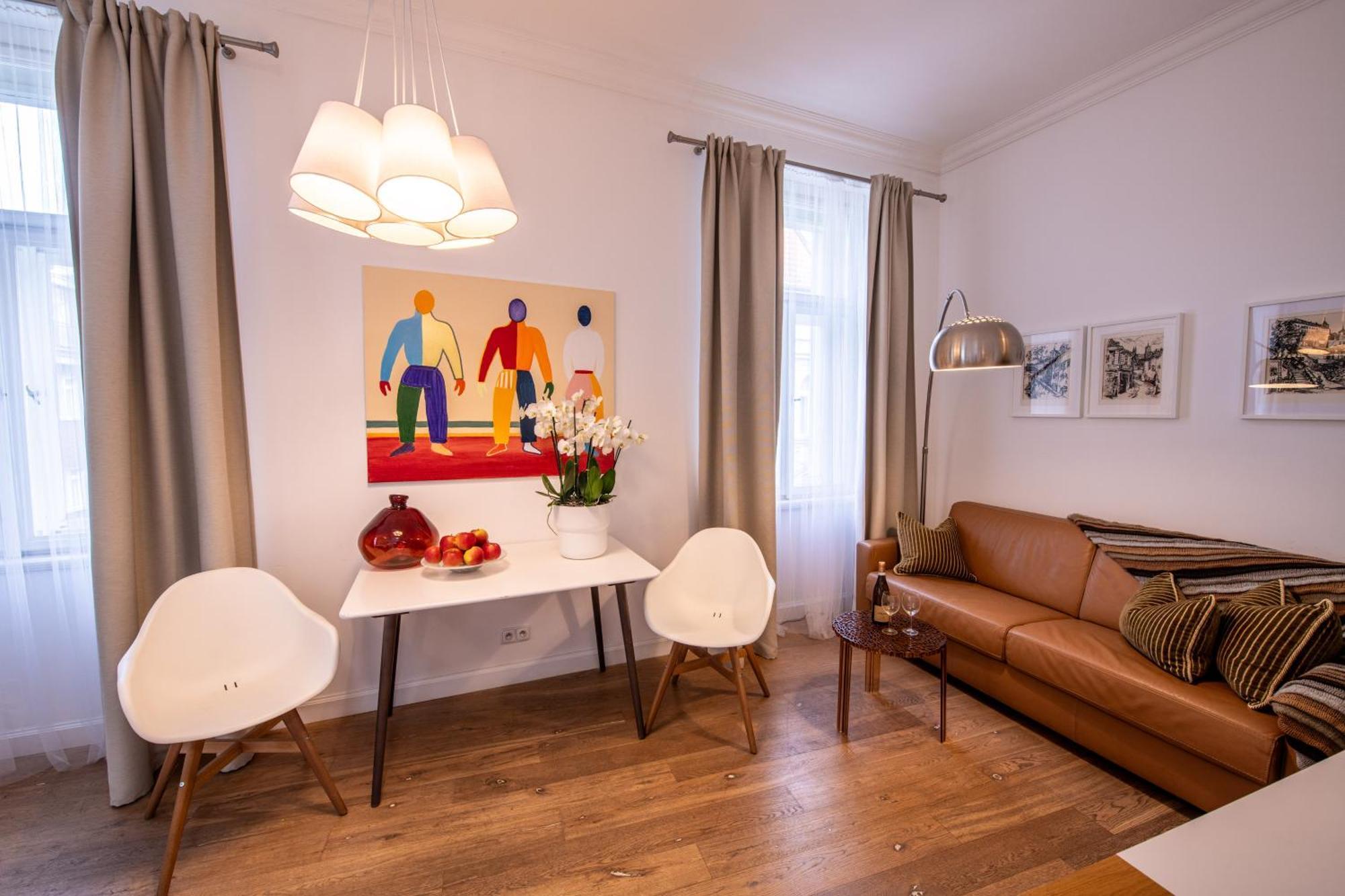 Modern Downtown Apt - Renovated, On Ideal Location Praha Eksteriør bilde