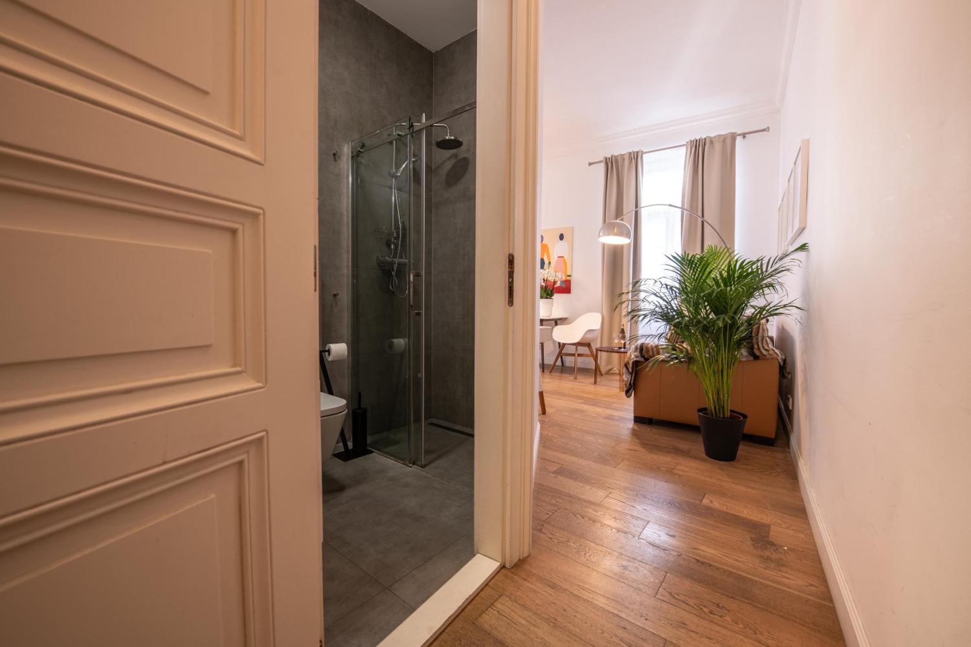 Modern Downtown Apt - Renovated, On Ideal Location Praha Eksteriør bilde